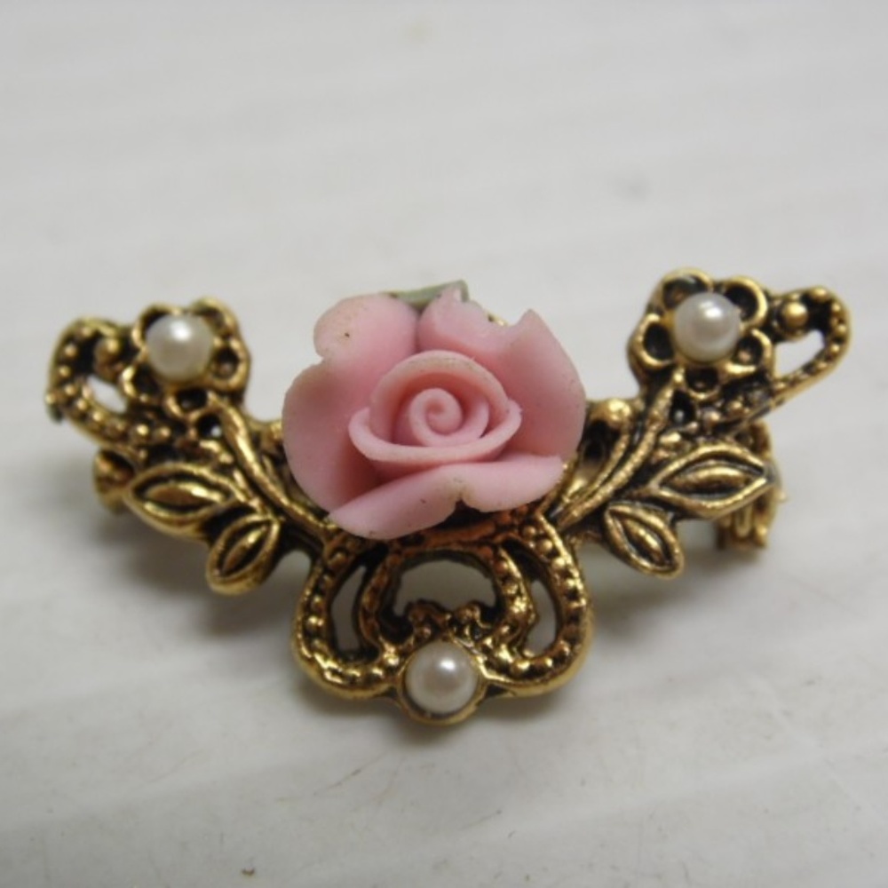 Goldtone Porcelain Fashion Curved Bar Brooch Pin